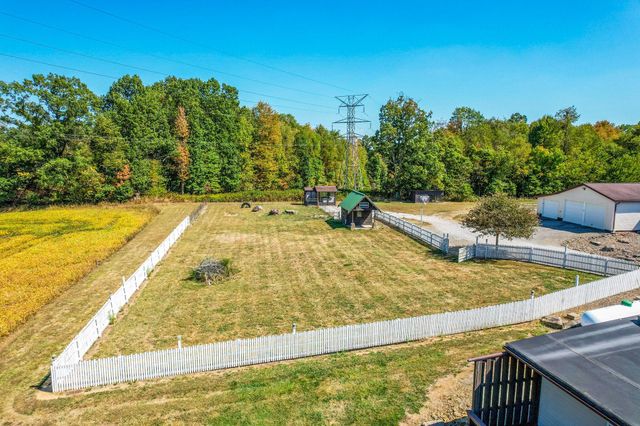 3044 Jasmine Road NW, Carrollton, OH 44615