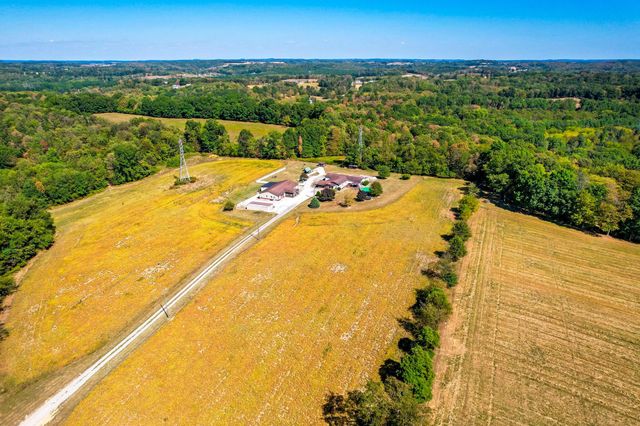 3044 Jasmine Road NW, Carrollton, OH 44615