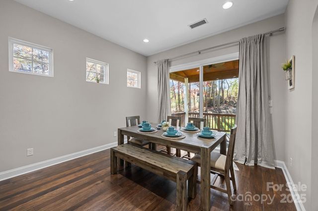 10843 Preservation Park Drive, Charlotte, NC 28214