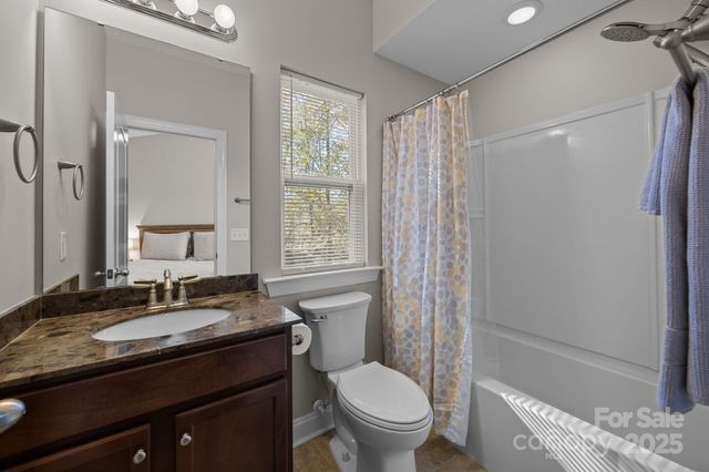 10843 Preservation Park Drive, Charlotte, NC 28214