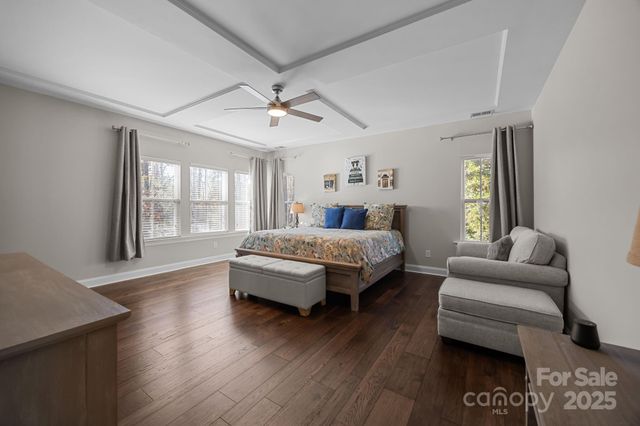 10843 Preservation Park Drive, Charlotte, NC 28214