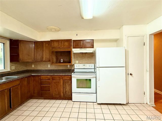 931 Thatcher Avenue, St Louis, MO 63135