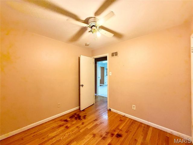 931 Thatcher Avenue, St Louis, MO 63135