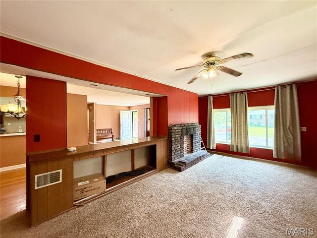 931 Thatcher Avenue, St Louis, MO 63135