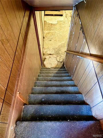 931 Thatcher Avenue, St Louis, MO 63135