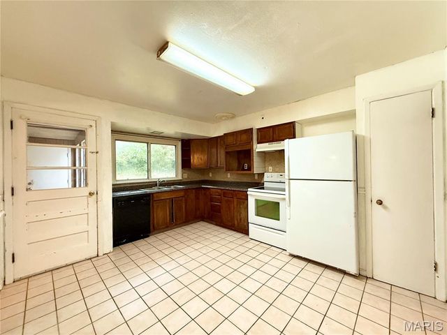 931 Thatcher Avenue, St Louis, MO 63135