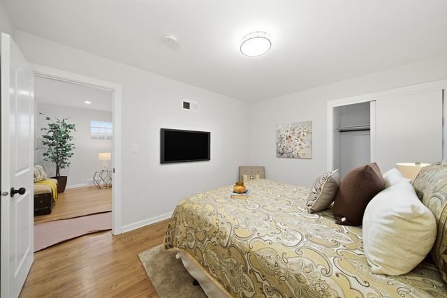 319 50th Avenue, Bellwood, IL 60104