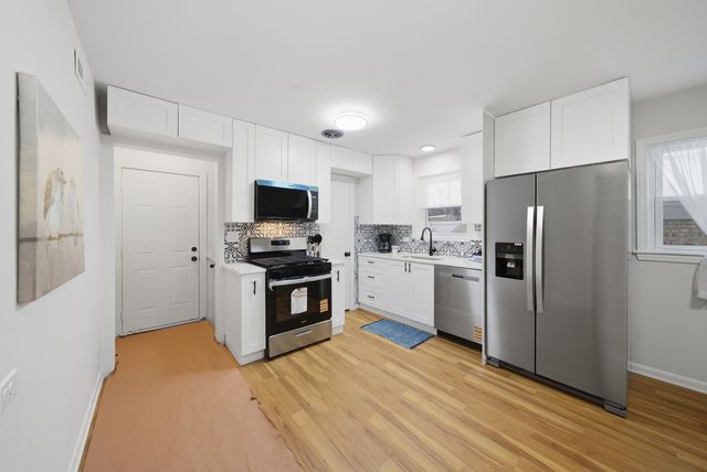 319 50th Avenue, Bellwood, IL 60104