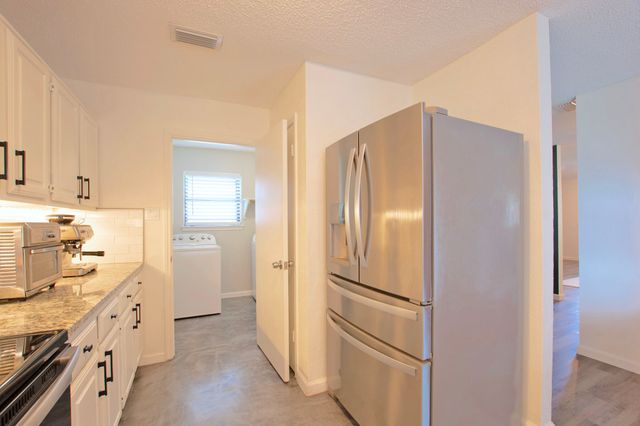 800 Gageway Drive, Mesquite, TX 75150