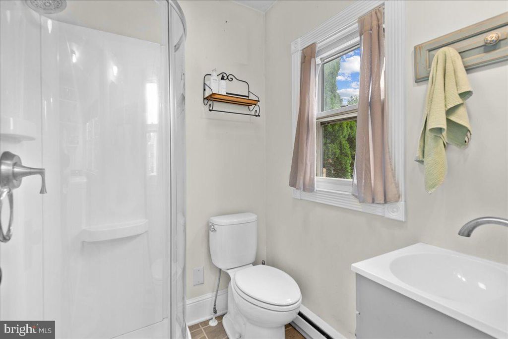 Image 20 of property listing at 1007 POTOMAC AVE, Hagerstown, MD 21742