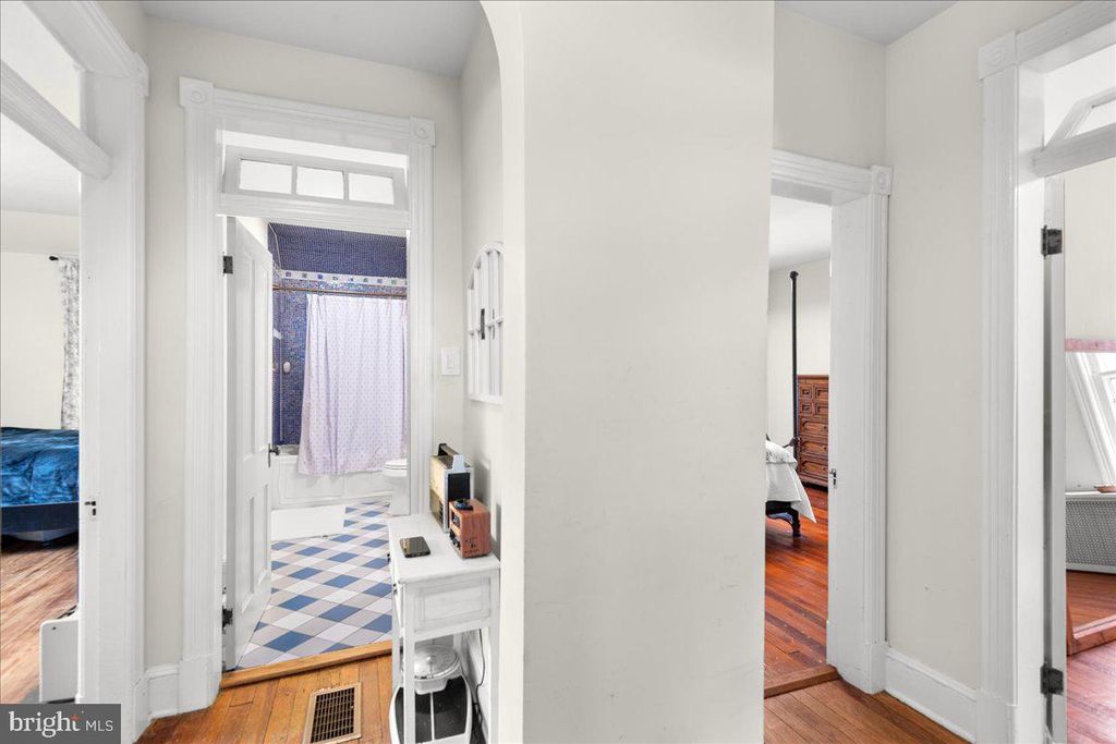 Image 23 of property listing at 1007 POTOMAC AVE, Hagerstown, MD 21742