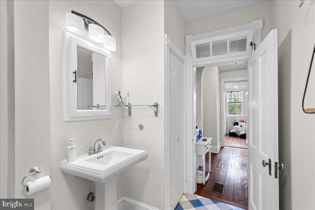 Image 27 of property listing at 1007 POTOMAC AVE, Hagerstown, MD 21742