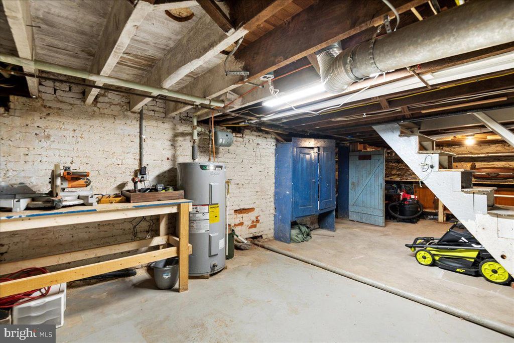Image 50 of property listing at 1007 POTOMAC AVE, Hagerstown, MD 21742