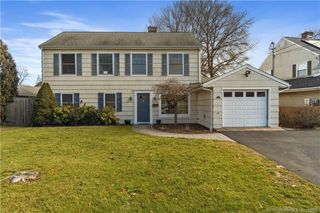 29 Saddle Road, Norwalk, CT 06851