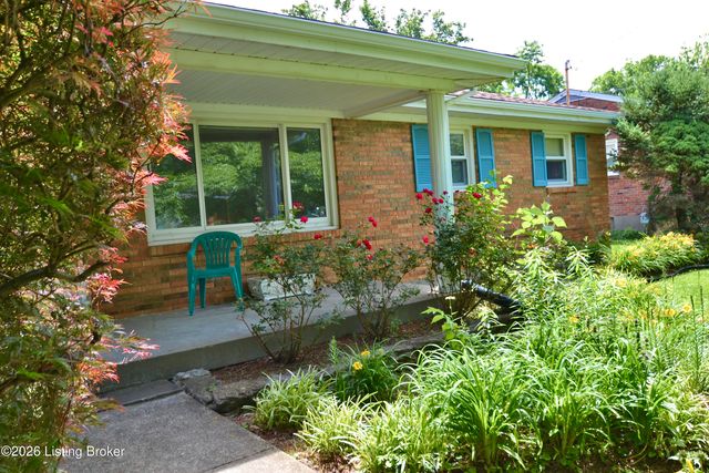 8705 Honor Ave, Louisville, KY 40219