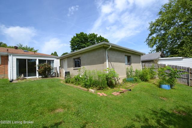 8705 Honor Ave, Louisville, KY 40219