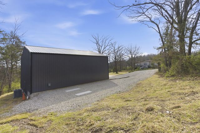 1670 Wooley Creek Road, Cape Fair, MO 65624