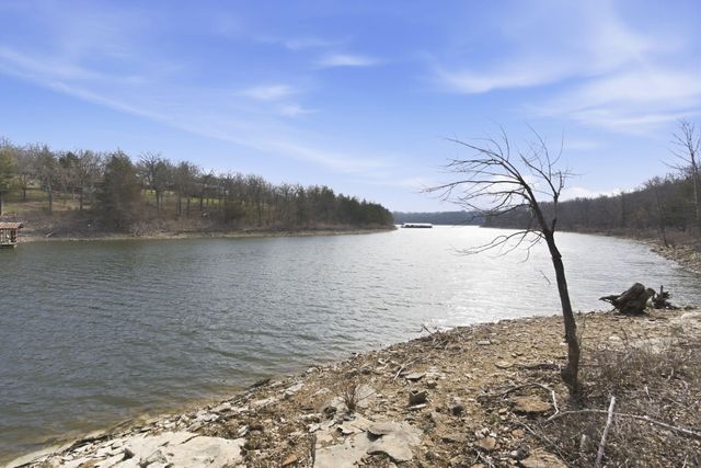 1670 Wooley Creek Road, Cape Fair, MO 65624