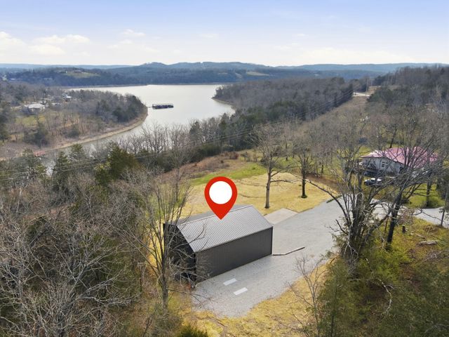 1670 Wooley Creek Road, Cape Fair, MO 65624