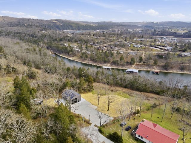 1670 Wooley Creek Road, Cape Fair, MO 65624