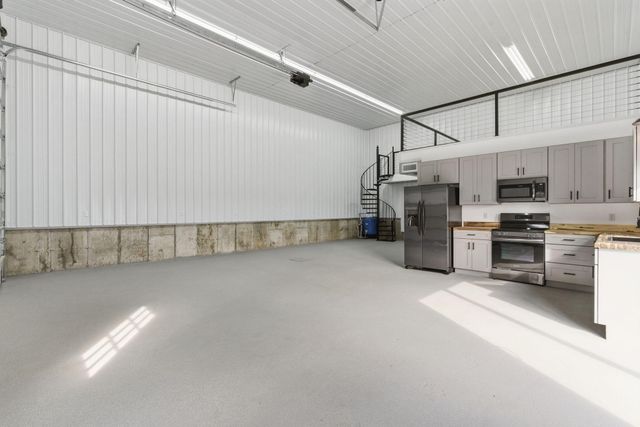 1670 Wooley Creek Road, Cape Fair, MO 65624