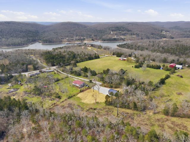 1670 Wooley Creek Road, Cape Fair, MO 65624