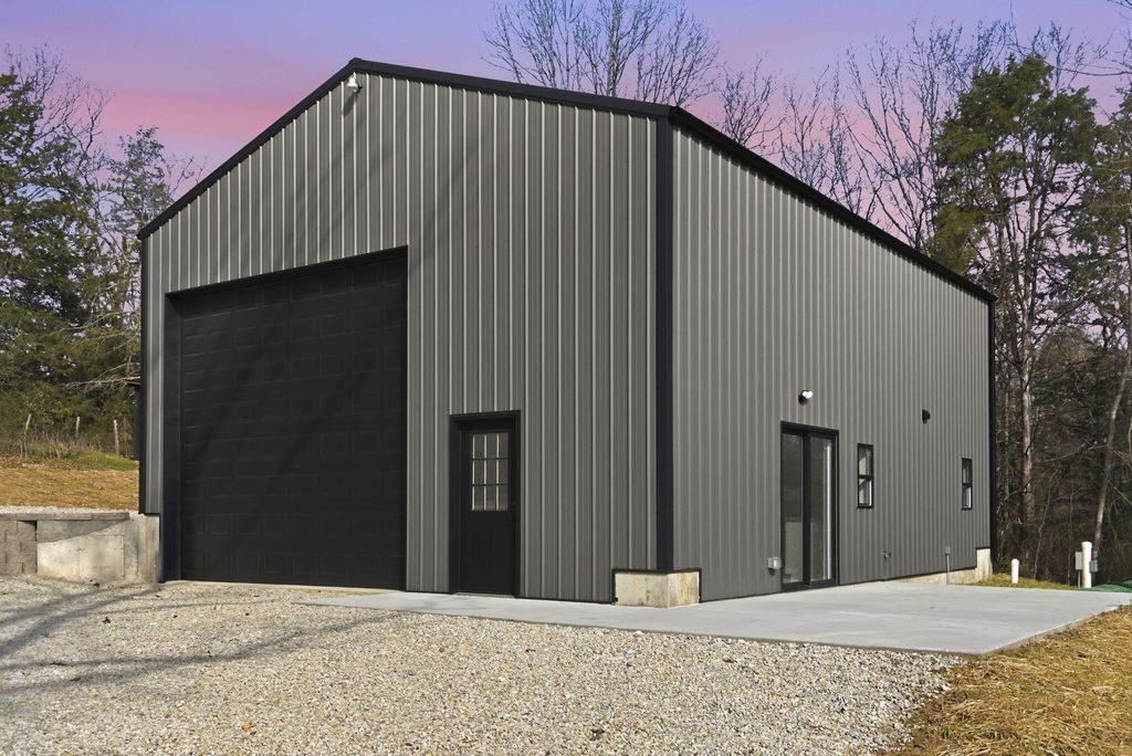 1670 Wooley Creek Road, Cape Fair, MO 65624