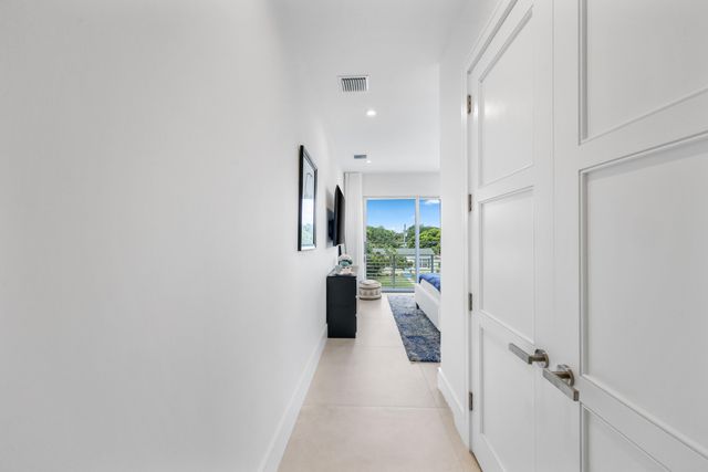 333 S Swinton Avenue, Delray Beach, FL 33444