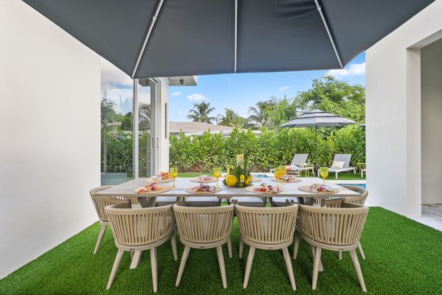 333 S Swinton Avenue, Delray Beach, FL 33444
