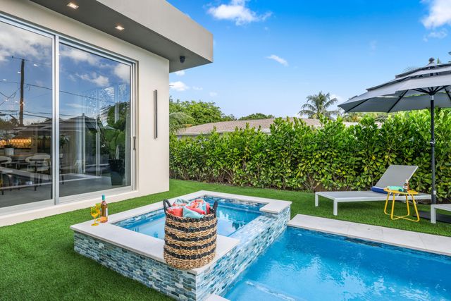 333 S Swinton Avenue, Delray Beach, FL 33444