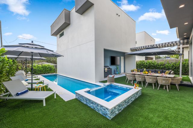 333 S Swinton Avenue, Delray Beach, FL 33444
