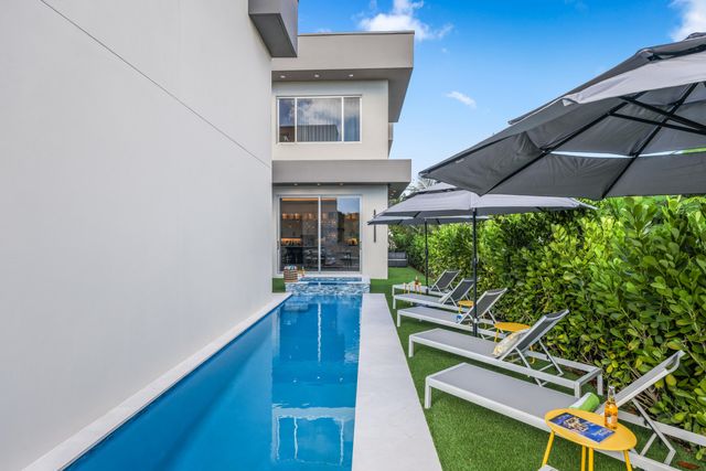 333 S Swinton Avenue, Delray Beach, FL 33444