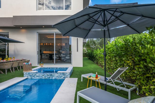 333 S Swinton Avenue, Delray Beach, FL 33444