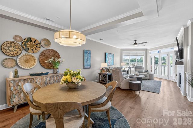 637 Williamson Road 205, Mooresville, NC 28117