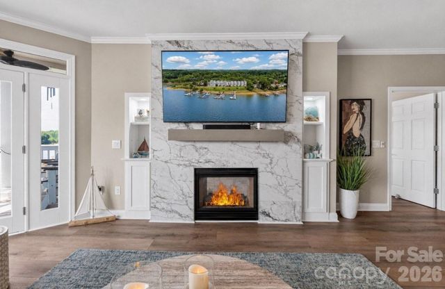 637 Williamson Road 205, Mooresville, NC 28117