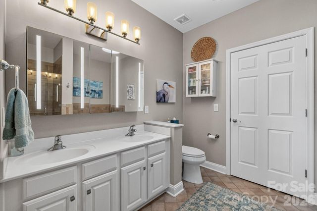 637 Williamson Road 205, Mooresville, NC 28117