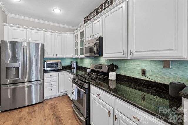 637 Williamson Road 205, Mooresville, NC 28117
