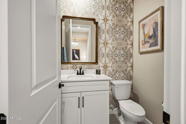 17584 W ILLINI Street, Goodyear, AZ 85338