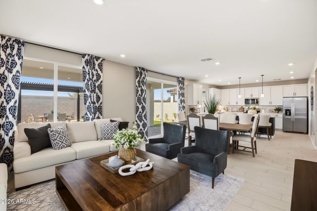 17584 W ILLINI Street, Goodyear, AZ 85338