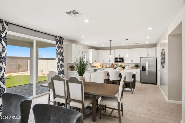 17584 W ILLINI Street, Goodyear, AZ 85338