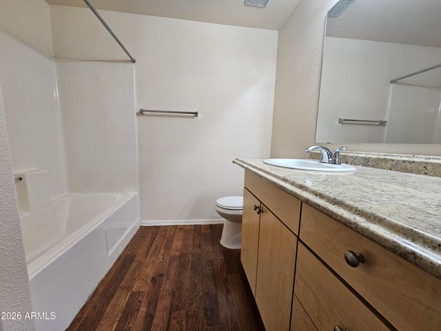 18416 N CAVE CREEK Road 1032, Phoenix, AZ 85032