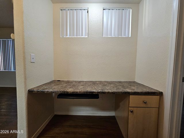 18416 N CAVE CREEK Road 1032, Phoenix, AZ 85032
