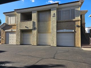 18416 N CAVE CREEK Road 1032, Phoenix, AZ 85032