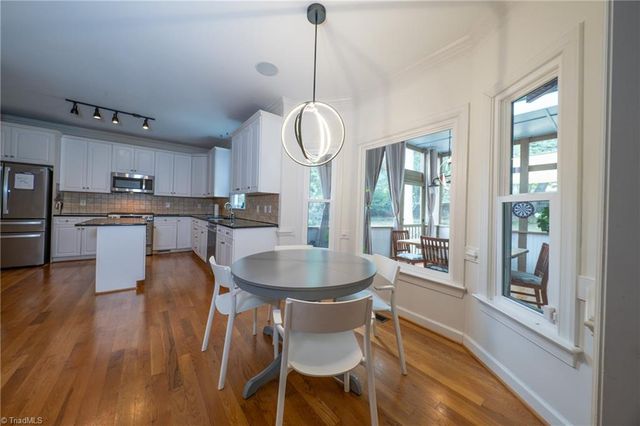 3713 Burbank Lane, Winston-salem, NC 27106