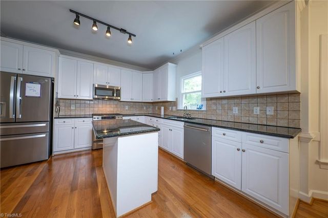 3713 Burbank Lane, Winston-salem, NC 27106