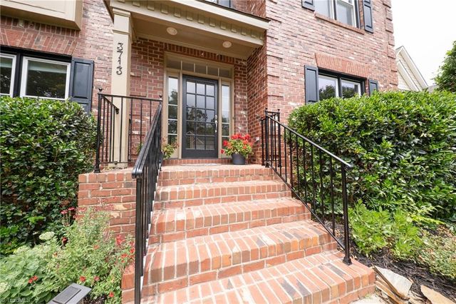 3713 Burbank Lane, Winston-salem, NC 27106