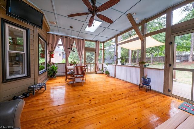 3713 Burbank Lane, Winston-salem, NC 27106