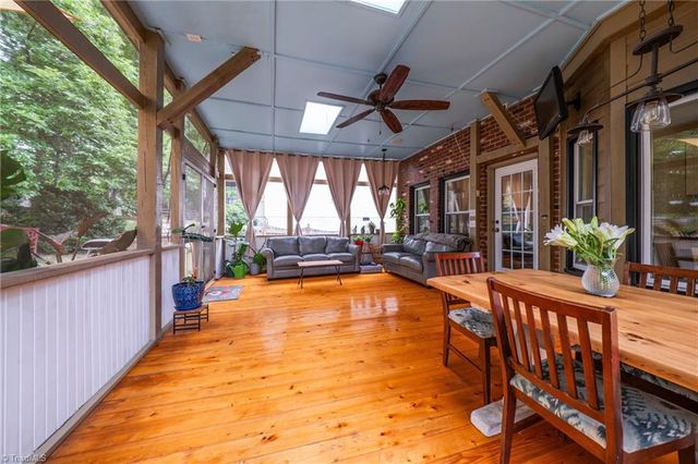 3713 Burbank Lane, Winston-salem, NC 27106