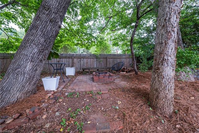3713 Burbank Lane, Winston-salem, NC 27106