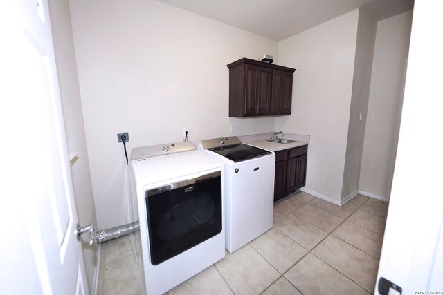 19507 CAMINO RDG, San Antonio, TX 78258